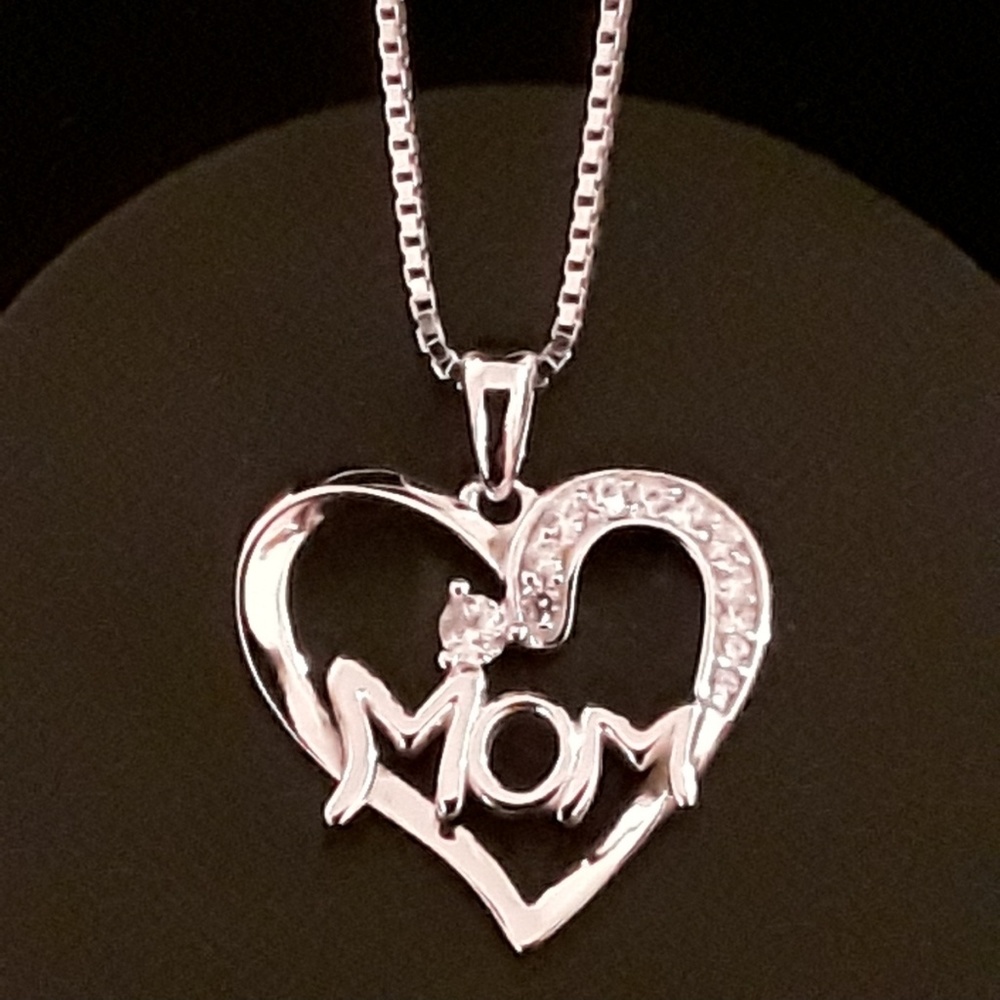 NEW S925. Dedicated To My Mom